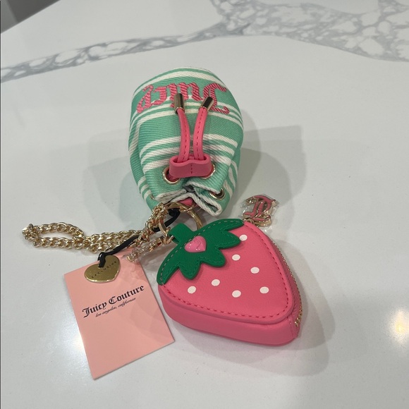 So. Cute JUICY COUTURE Wristlet💗 - Picture 14 of 16